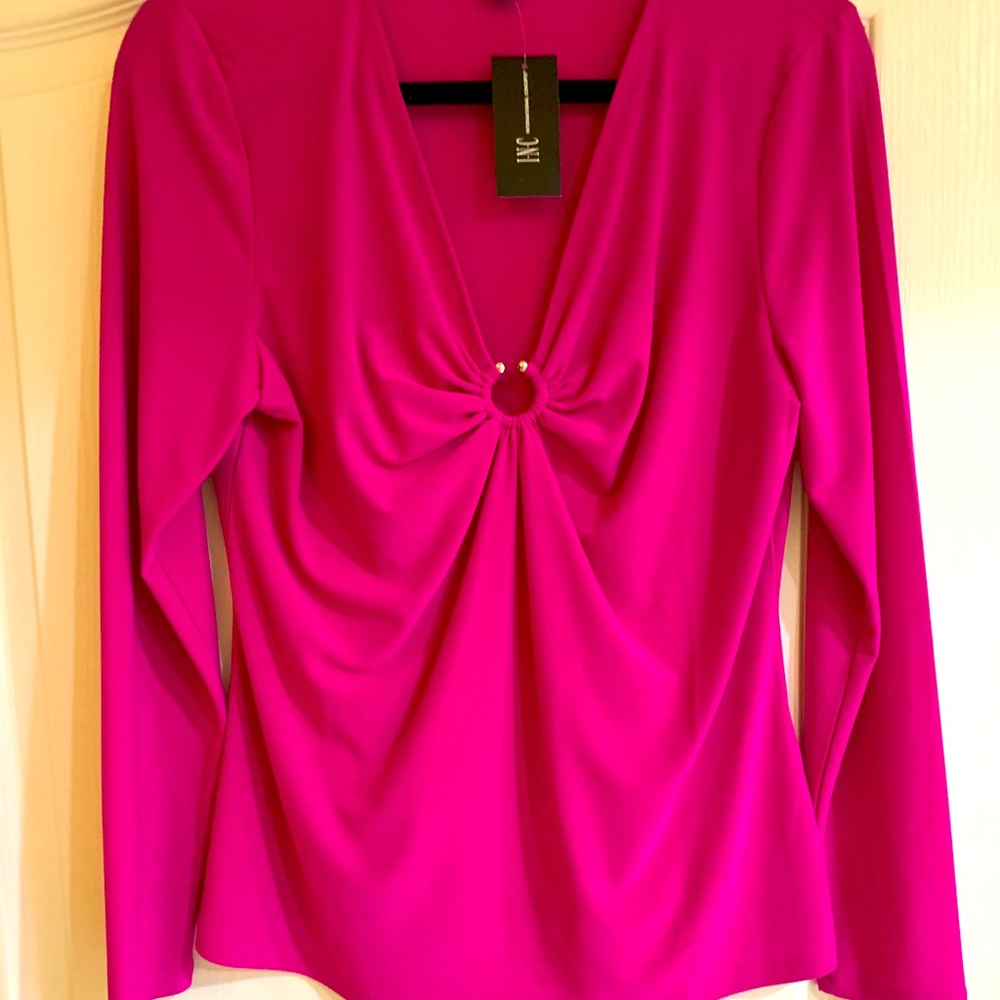 INC U-Ring top Medium size